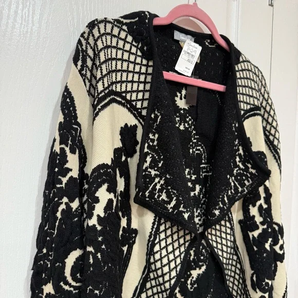 Neiman Marcus Black and Cream Cardigan - Picture 2 of 7